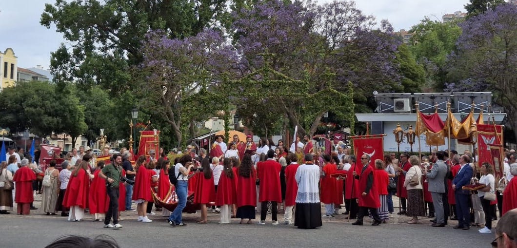 Festas do Espírito Santo encerraram em Alenquer com tradição e fé